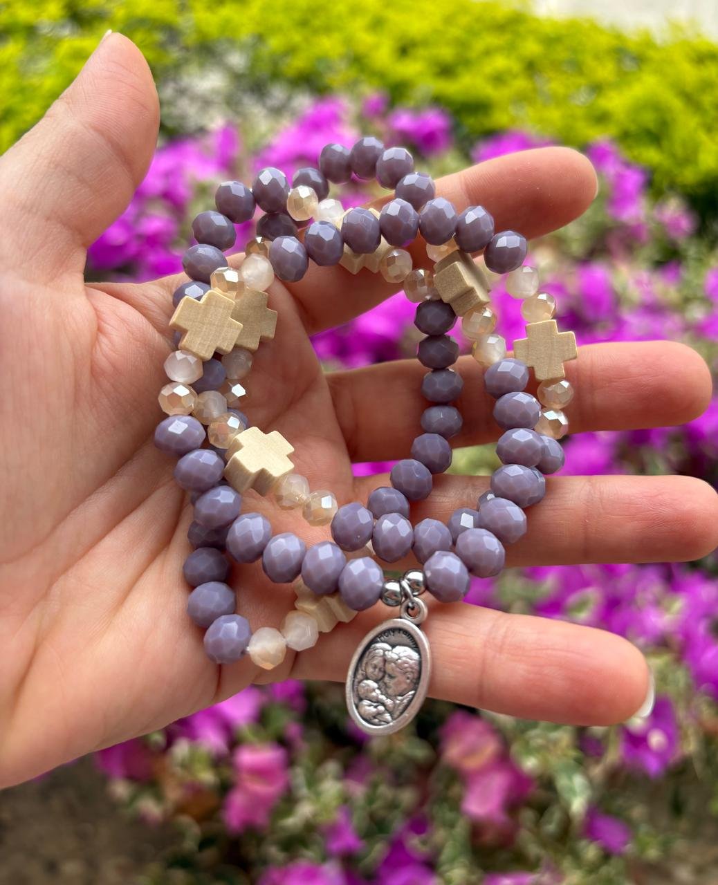 Rosario pulsera de San José color lila